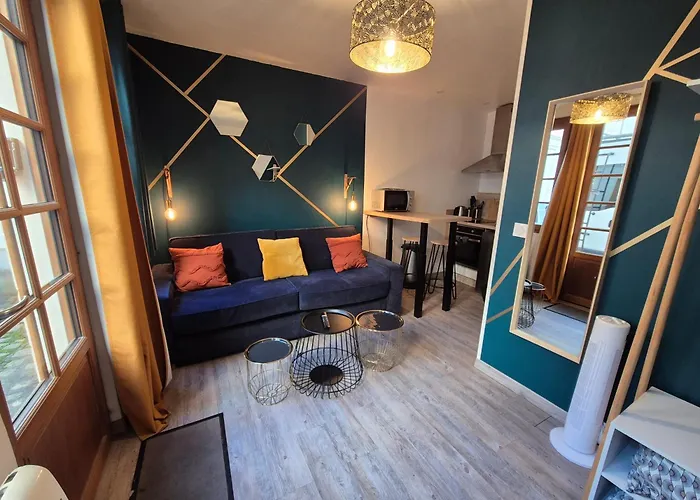 Studi'home Apartment *